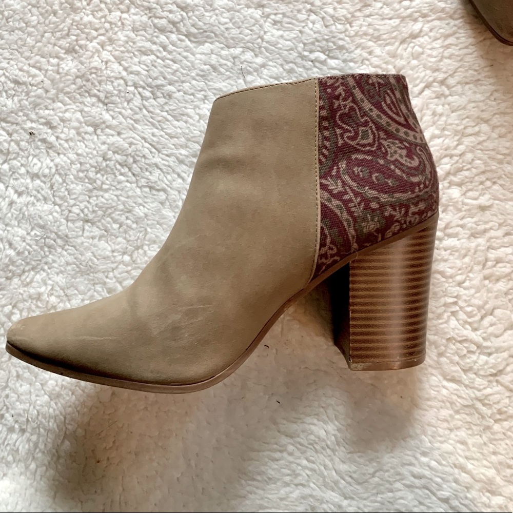 Parker and Sky Tan and Maroon Boot